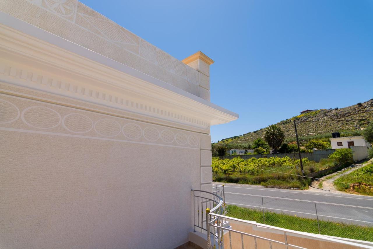 Stratos Palace Elia  외부 사진