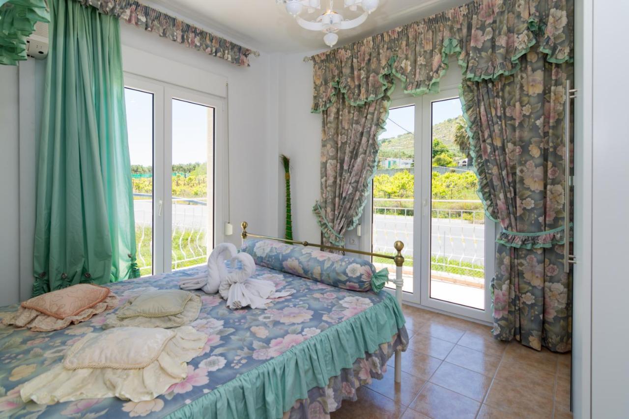 Stratos Palace Elia  외부 사진
