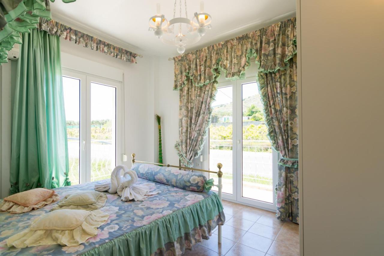Stratos Palace Elia  외부 사진